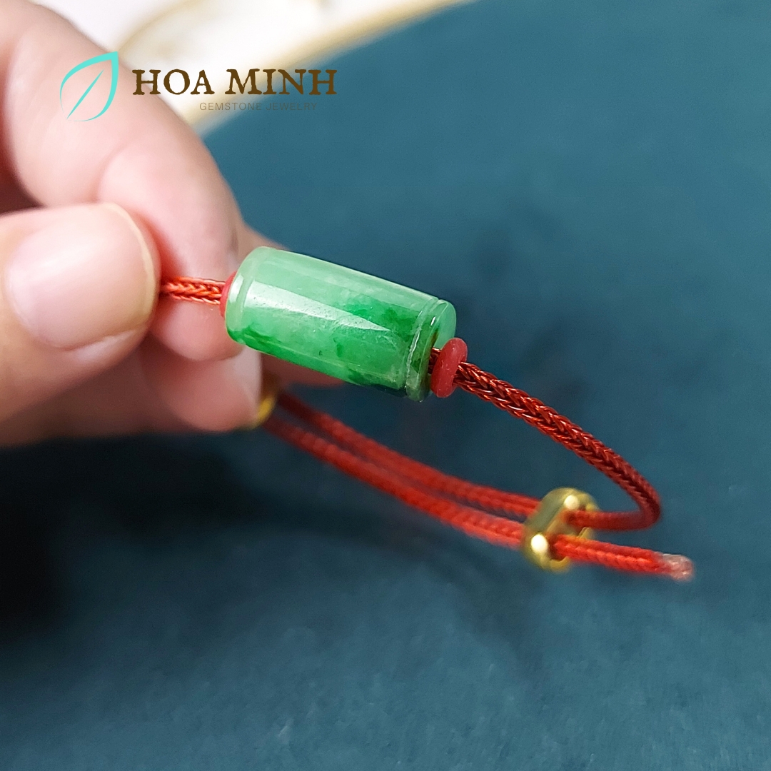Vòng tay dây cáp đỏ phối lu thống Cẩm Thạch xanh lý táo size 9x18 li phong thủy may mắn
