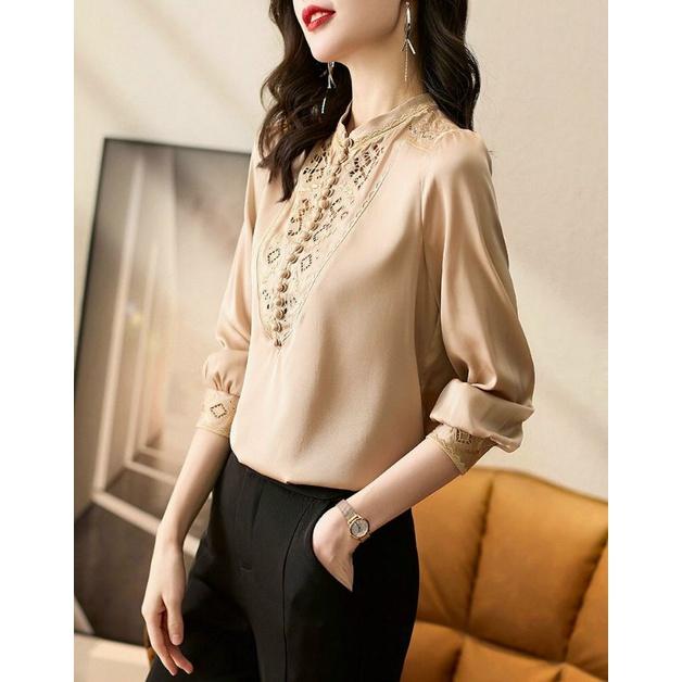 HÀNG NHẬP - ÁO KIỂU LỤA CỔ TRỤ ĐÍNH NÚT BỌC PHỐI REN