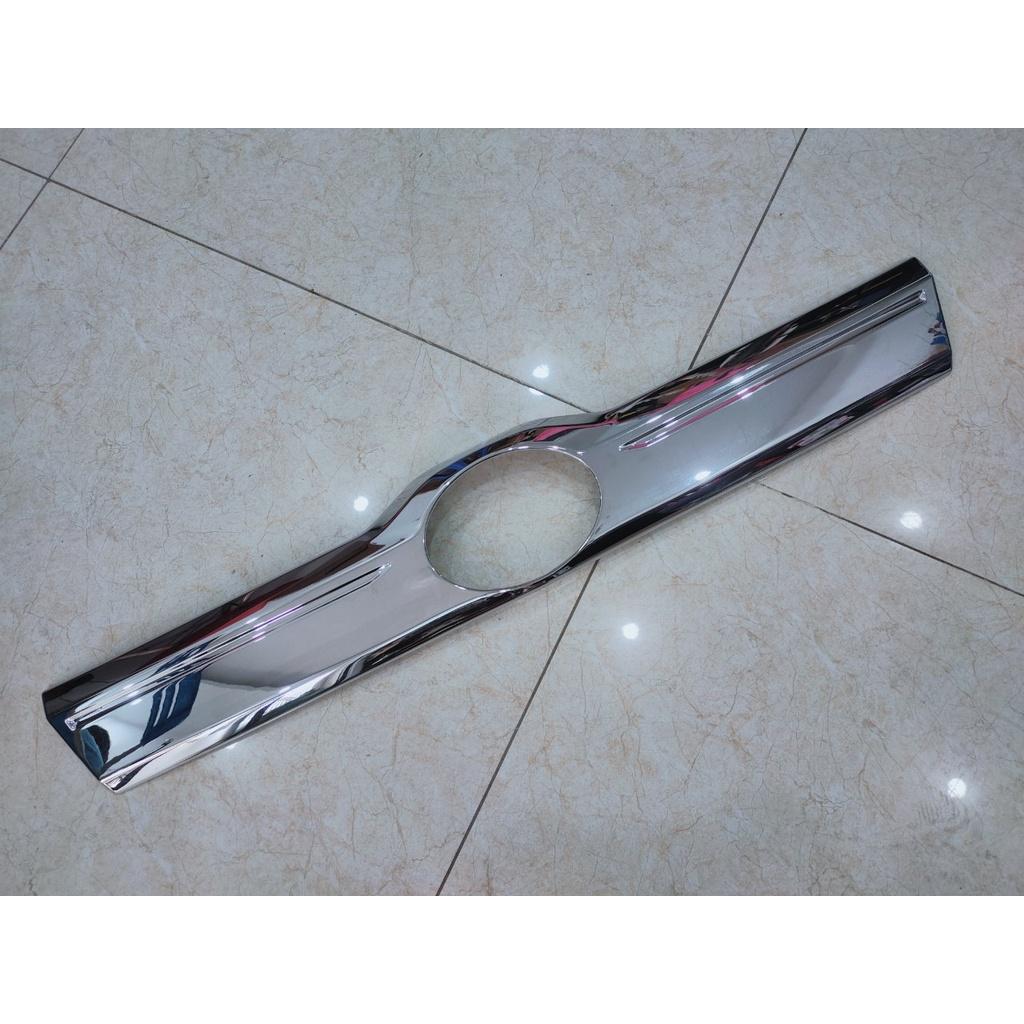 Ốp tay mở cốp xe Toyota Raize đời 2021+ mạ crom cao cấp