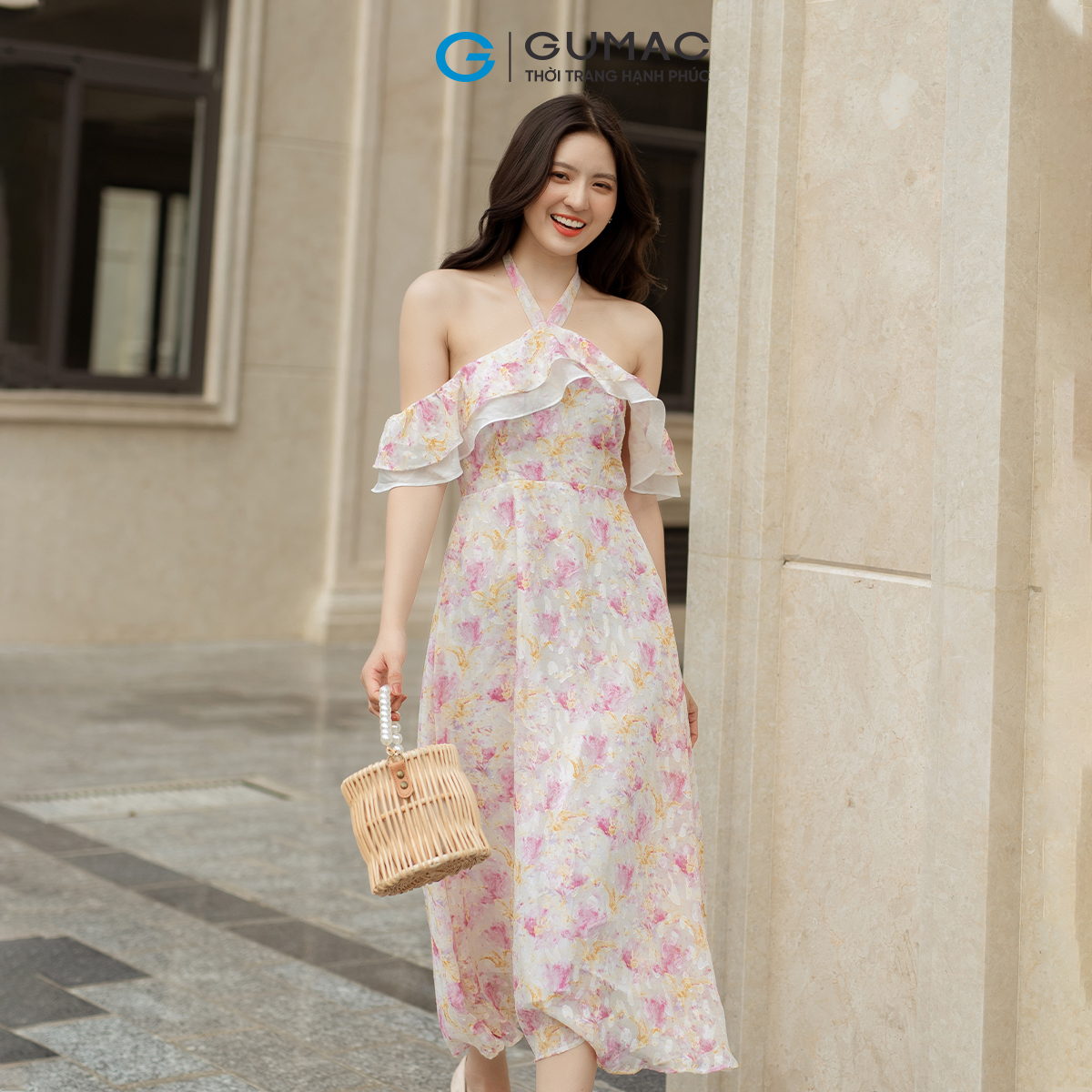 Đầm maxi cổ yếm GUMAC DD05040