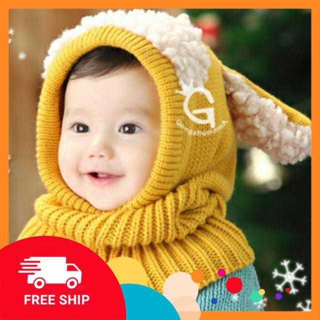 Mũ len lông cừu trùm kín cổ vô cùng ấm áp cho bé bất chấp thời tiết lạnh