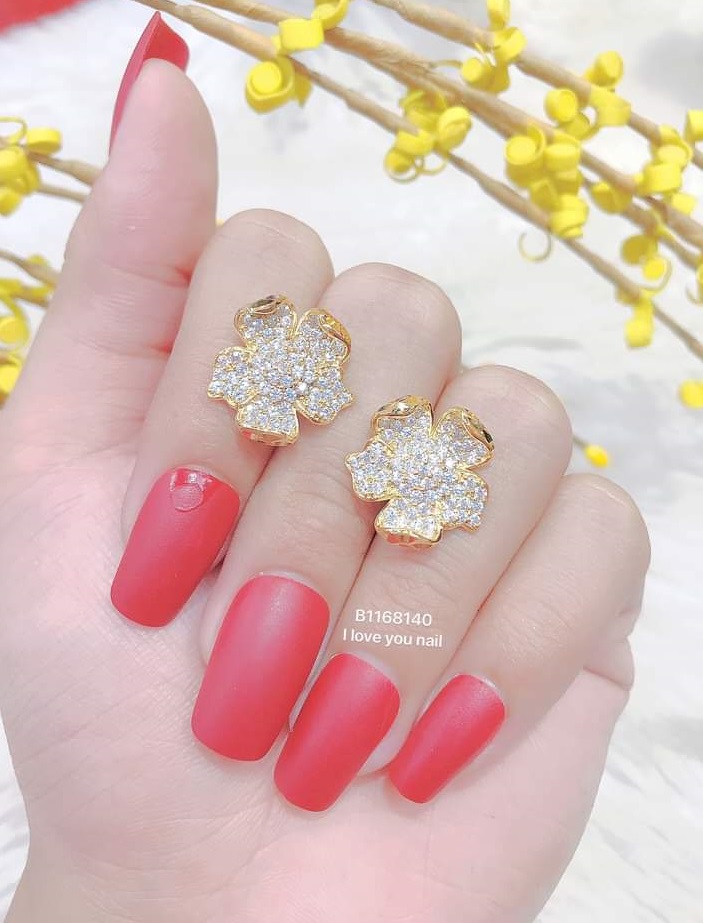 Đôi bông tai mạ vàng 04 cánh mẫu 040R - Mang đi chơi, đi tiệc rất đẹp ạ - Phong cách model
