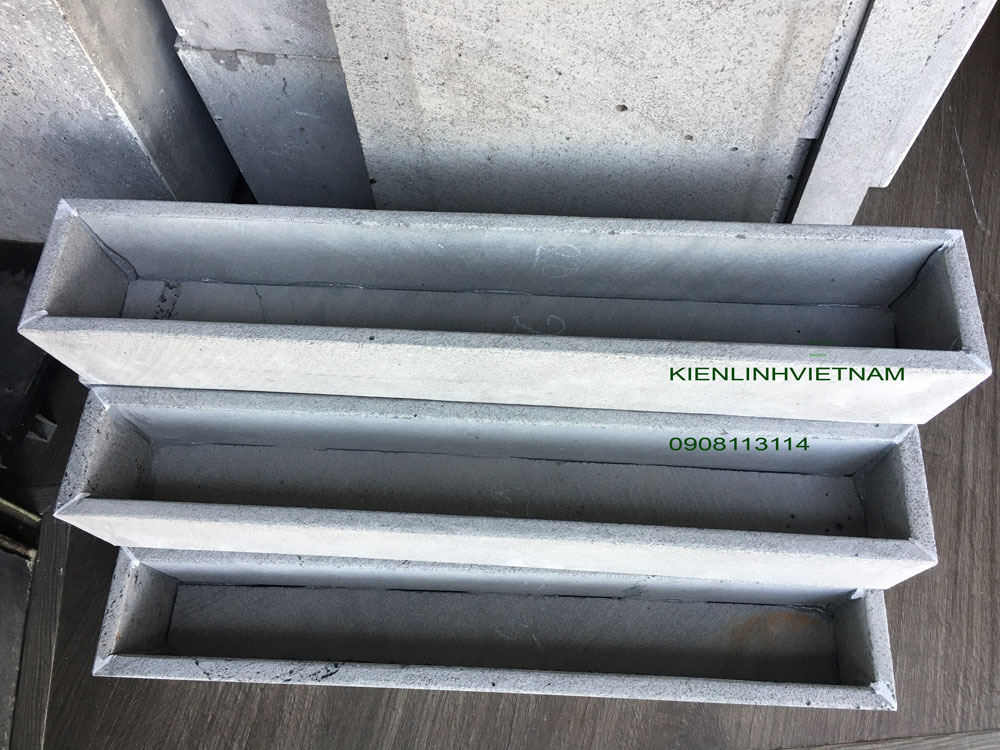Combo 2 chậu trồng cây bằng đá ong xám R10xC10xD60cm treo tường ban công, sân vườn bền đẹp