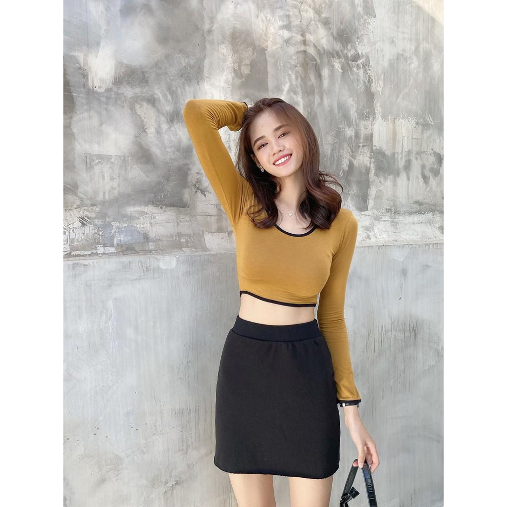 Áo Croptop tay dài viền đen