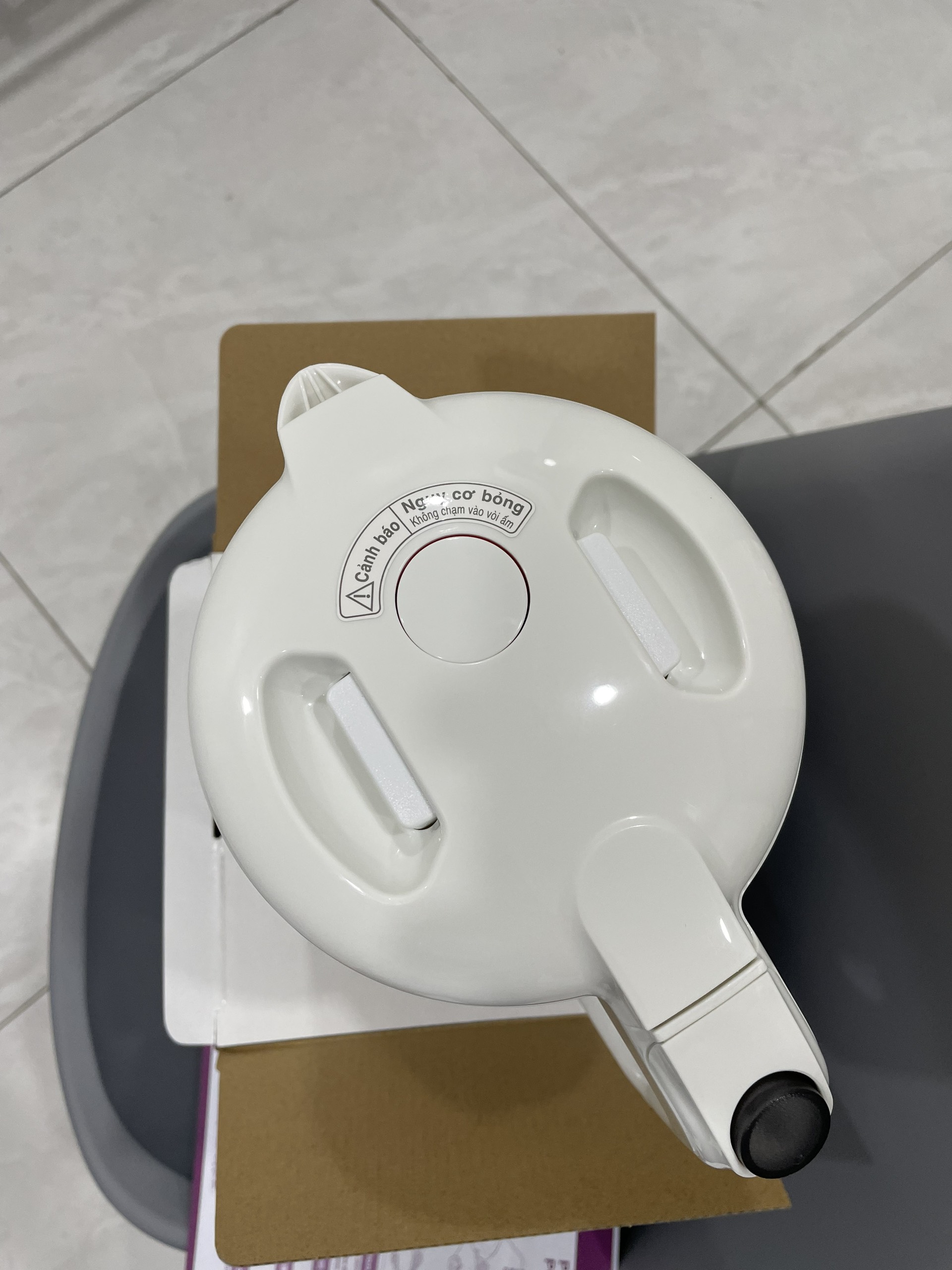 Ấm đun nước siêu tốc Tiger PCG-G10V-W 1L HÀNG CHÍNH HÃNG