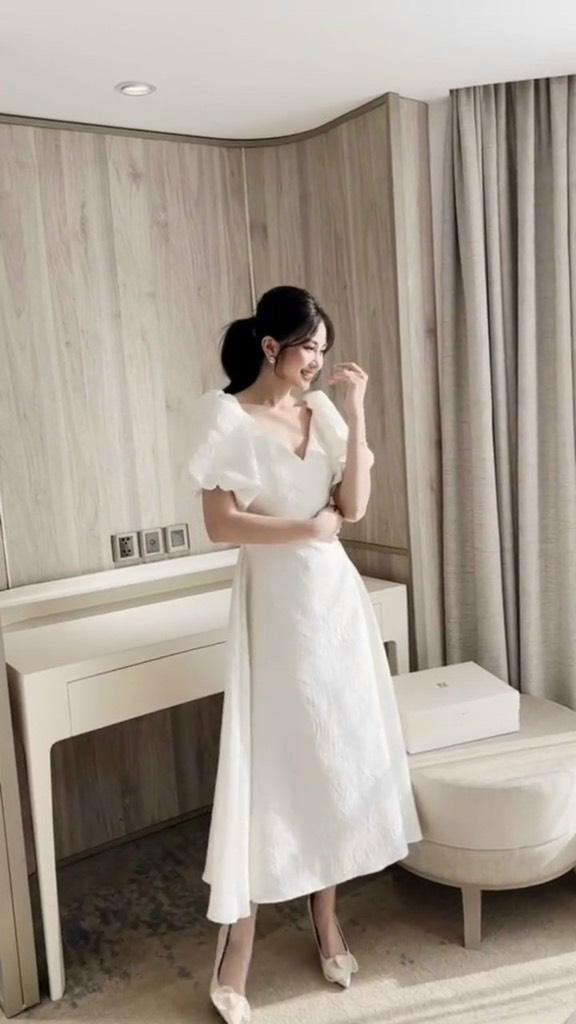 ĐẦM XÒE GẤM HOA CỔ V TAY PHỒNG 14438