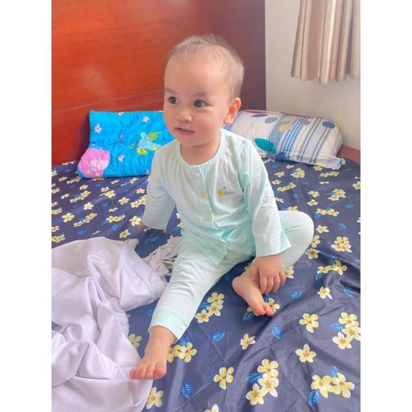 Bộ dài tay cài thẳng Astar vải sợi tre mềm mịn cho bé