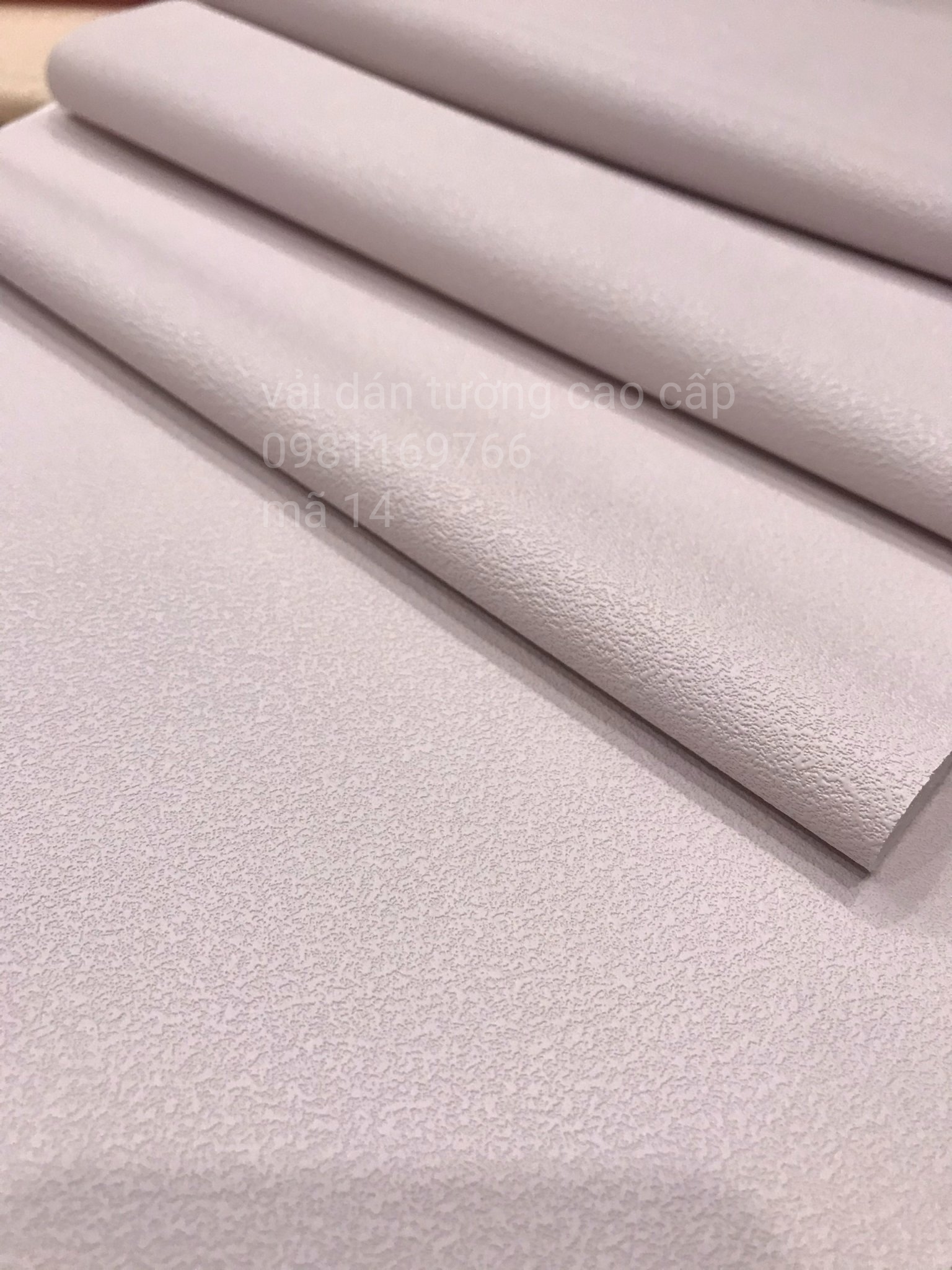 Vải dán tường nội thất cao cấp, chống mốc, chịu ẩm, trang trí nhà ở, văn phòng, nhà hàng, KT nhỏ nhất 1X1m, khổ tối đa cao x rộng 3mx100md/ cuộn