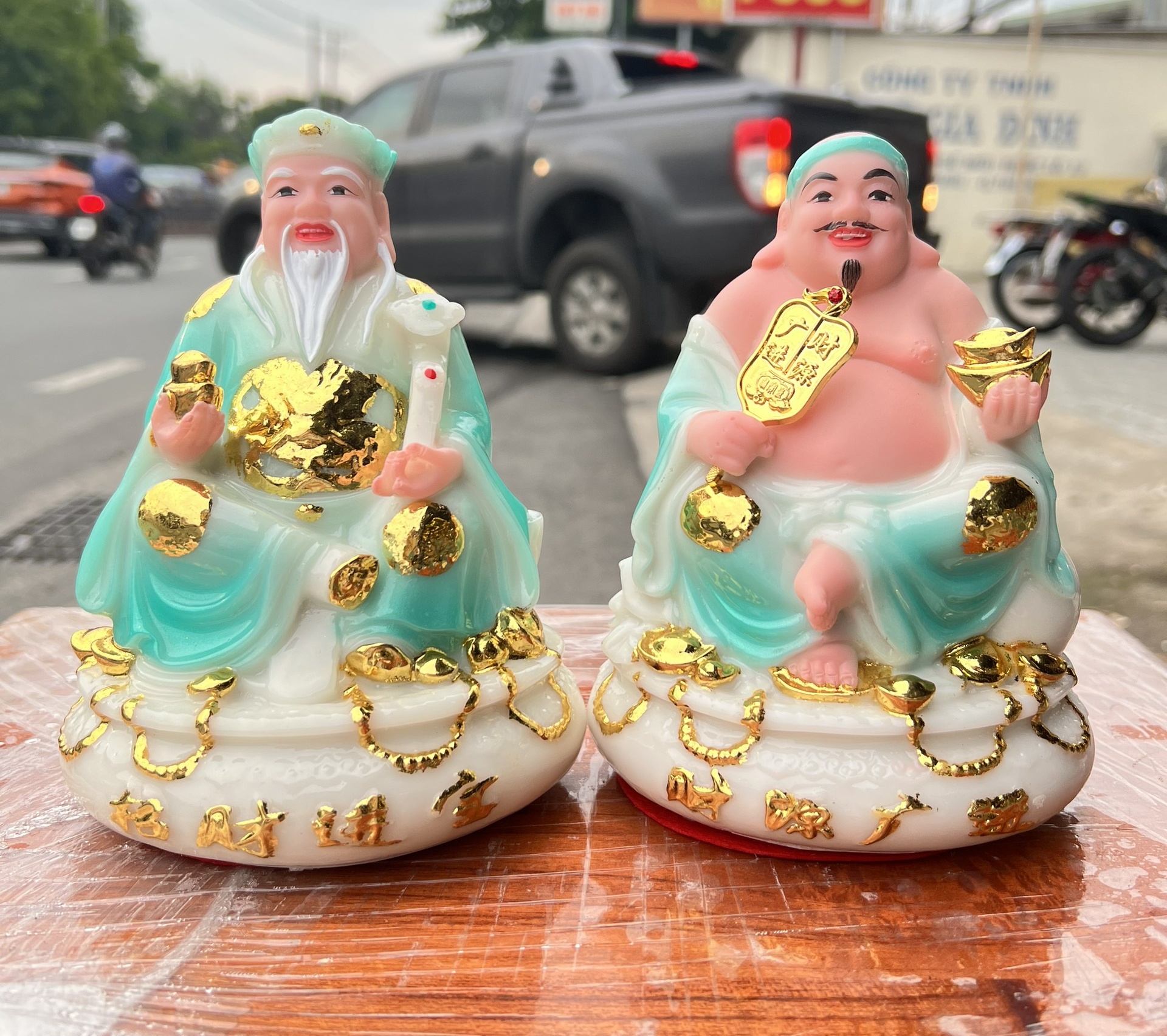 Tượng Thần Tài Thổ Địa Chiêu Tài Lộc Đá Việt Nam Cao 17cm 5 Màu