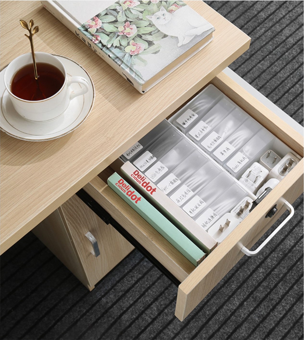 Set Khay và 5 hộp sắp xếp dây điện, cáp, tai nghe