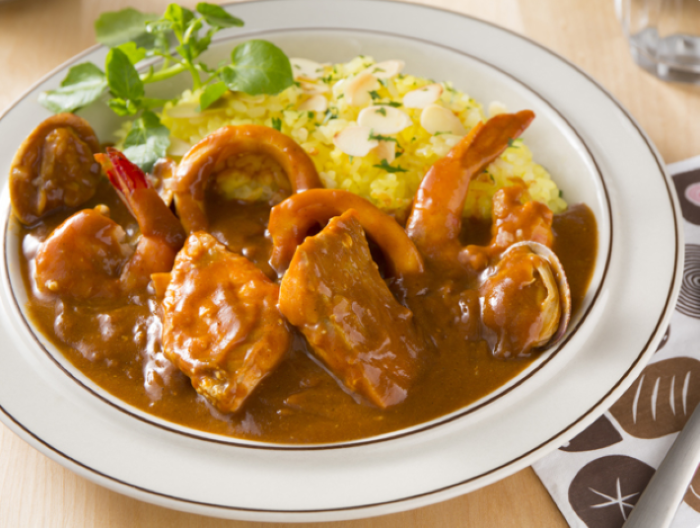Viên cà ri Golden Curry vị mặn ngọt 198g