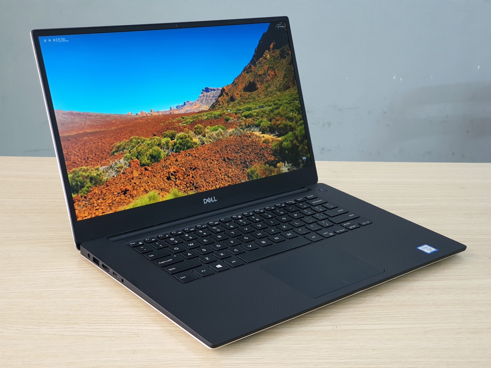 Dell Precision 5540 Core i9 Ram 16gb, SSD NVME 512gb Card T2000 15.6inch IPS - Hàng Chính Hãng