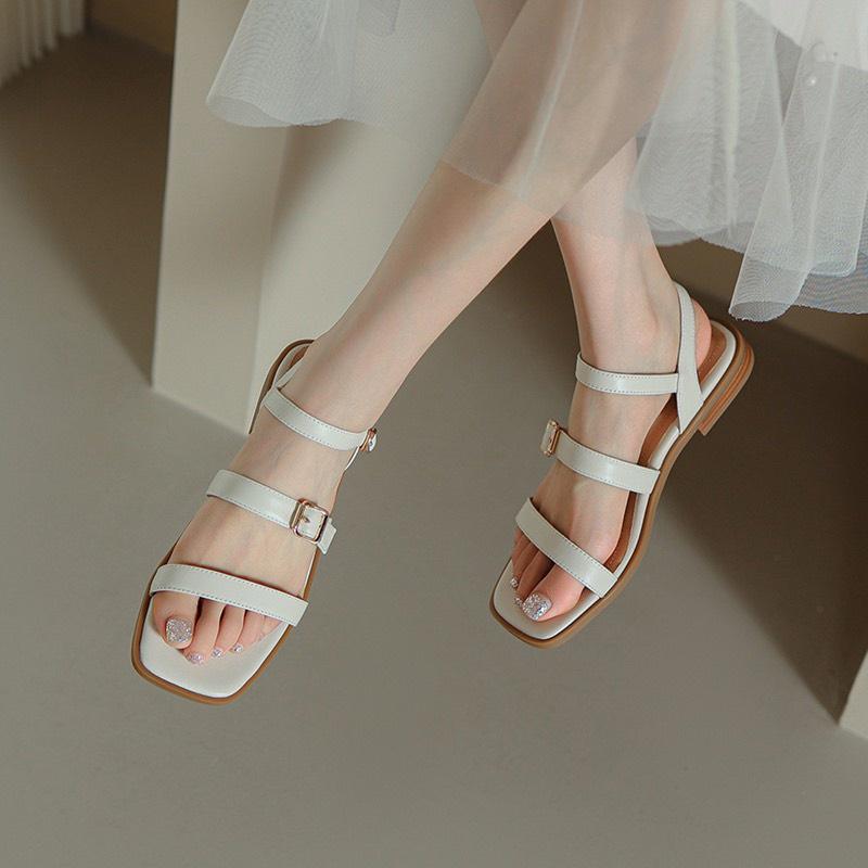 Giày sandal đế bệt mũi vuông 2 quai-CH50- dép quai hậu dây mảnh 1 khoá vuông dosareal phong cách truyền thống