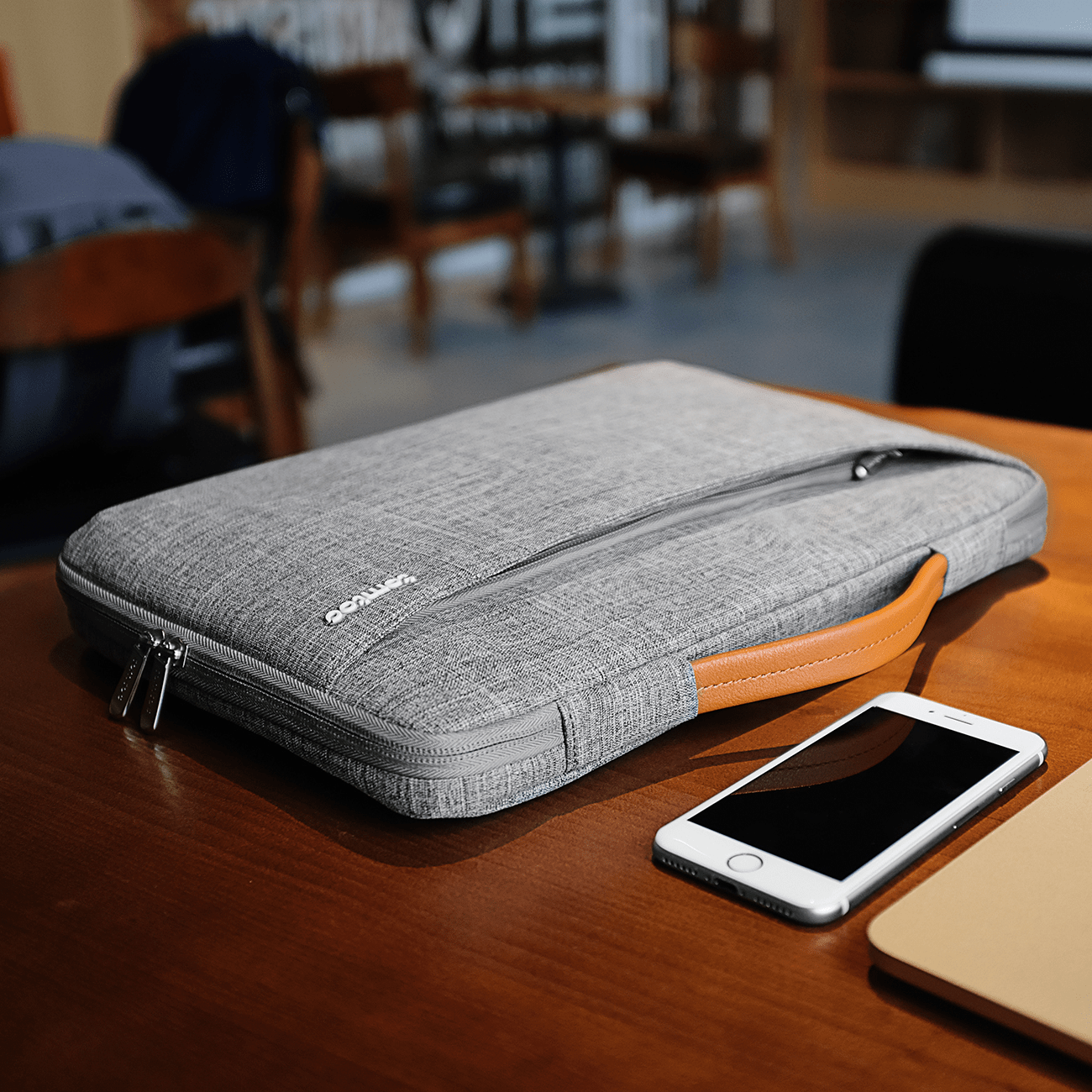 Túi xách chống sốc Tomtoc Versatile-A22 Protective Laptop Sleeve Surface Book/Laptop 13.5 inch A22D3 - Hàng chính hãng