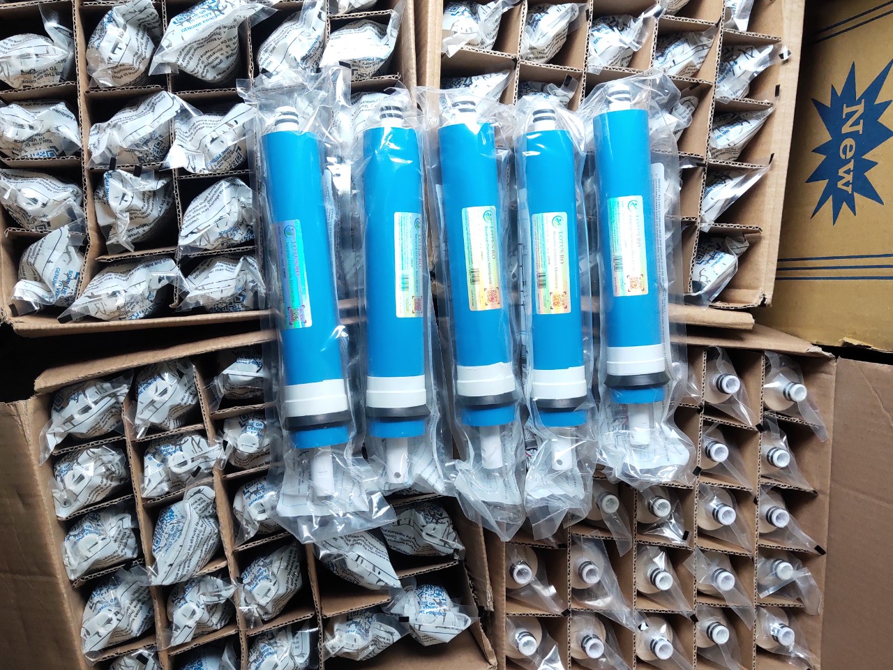 MÀNG LỌC LOTUS.RO 75G HÀNG CHÍNH HÃNG DÙNG CHO MÁY LỌC RO GIA ĐÌNH- CÔNG SUẤT 15L/H,- TƯƠNG THÍCH VỚI TẤT CẢ DÒNG MÁY RO ĐANG LƯU HÀNH TRÊN THỊ TRƯỜNG