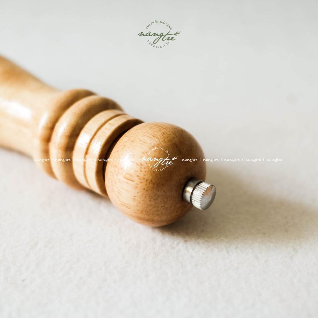 Cối xay tiêu bằng gỗ - Xay tiêu cầm tay - Wooden pepper mill