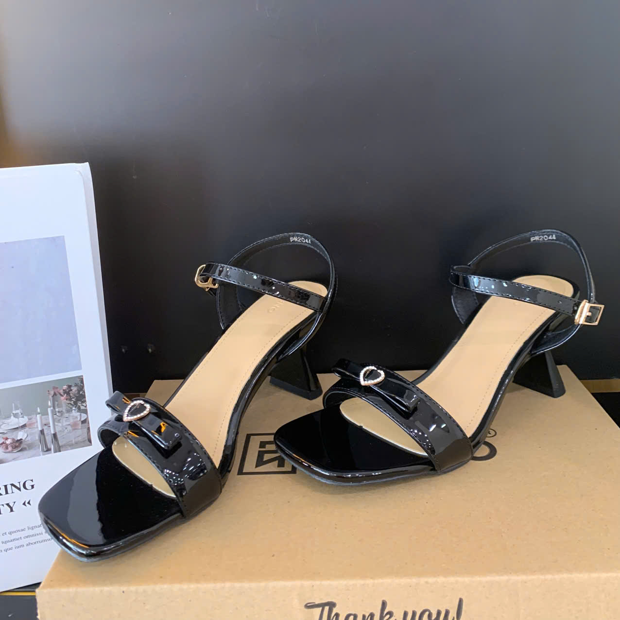 [CHÍNH HÃNG] Giày Sandal Quai ngang tim 6.5P PABNO PN12044