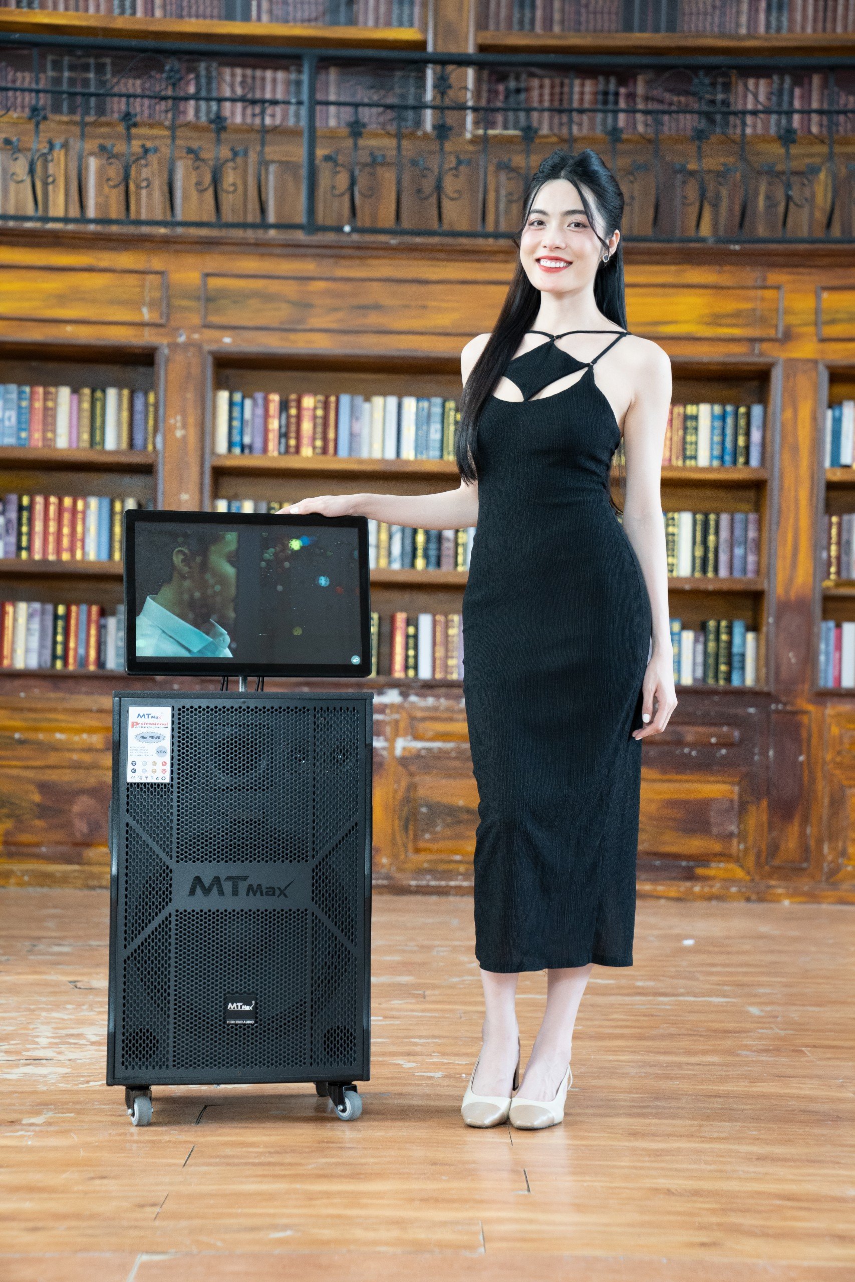 Loa Màn Hình MTMAX T70 Bass25 Màn Hình 15inch Công suất 300W Đi Kèm Cặp Micro Sang Trọng Chống Hú Cao Cấp, HÀNG CHÍNH HÃNG
