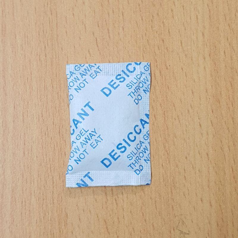 Gói hút ẩm loại gói 1/2/3/5/10/50/100/200gram Silica Gel - chuyên dùng bảo vệ thực phẩm, Quần áo giày dép