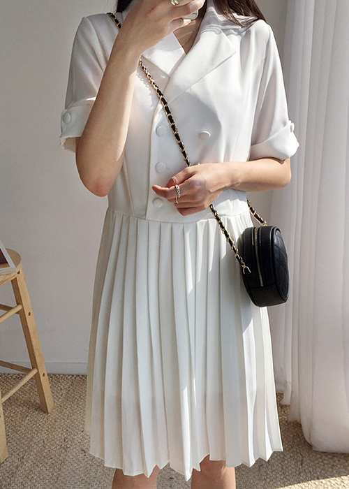 Đầm Vest Xếp Ly Đính Cúc Kép