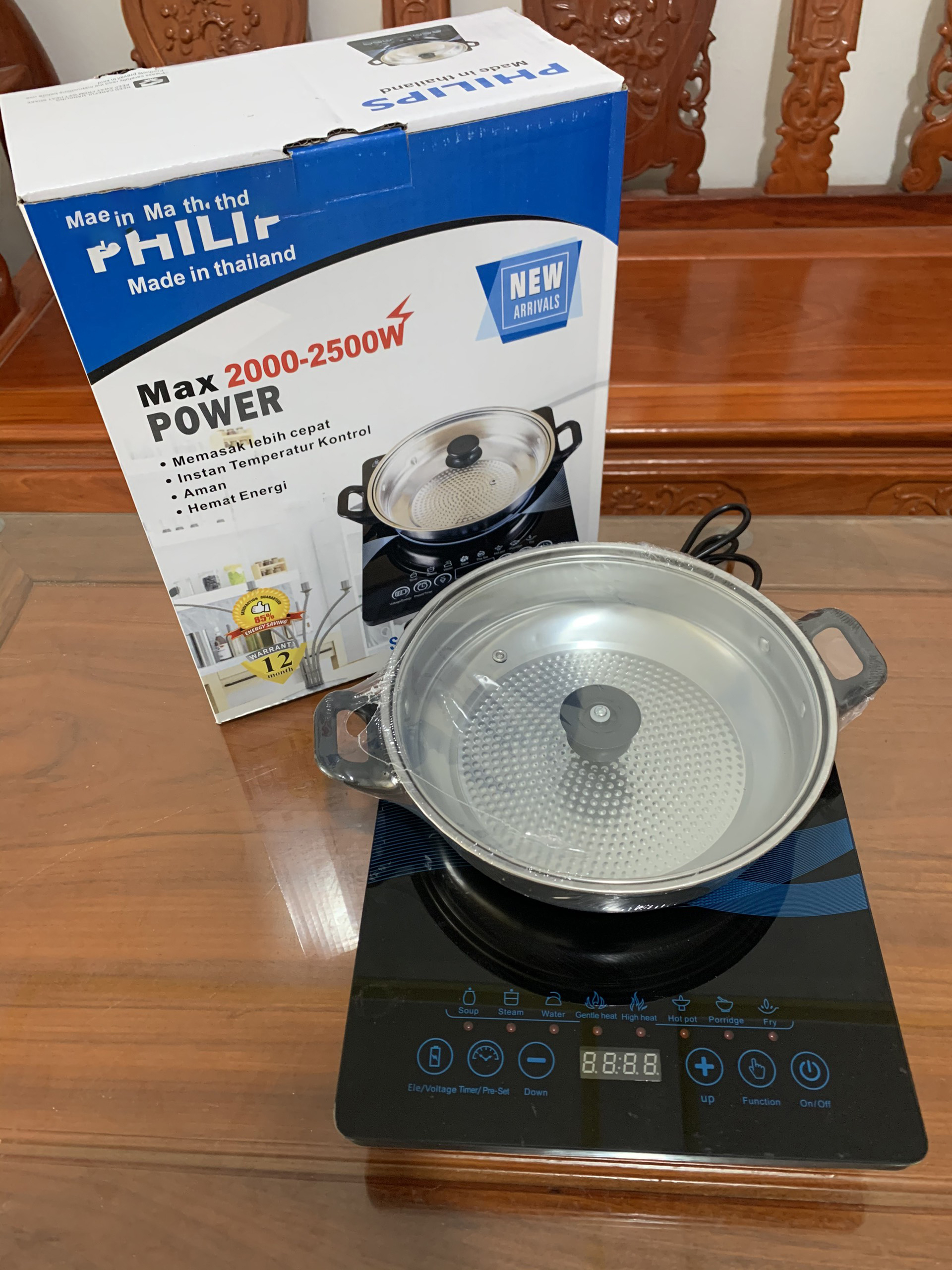 Bếp từ LT28-LT29 công suất 2500W tặng kèm xoong
