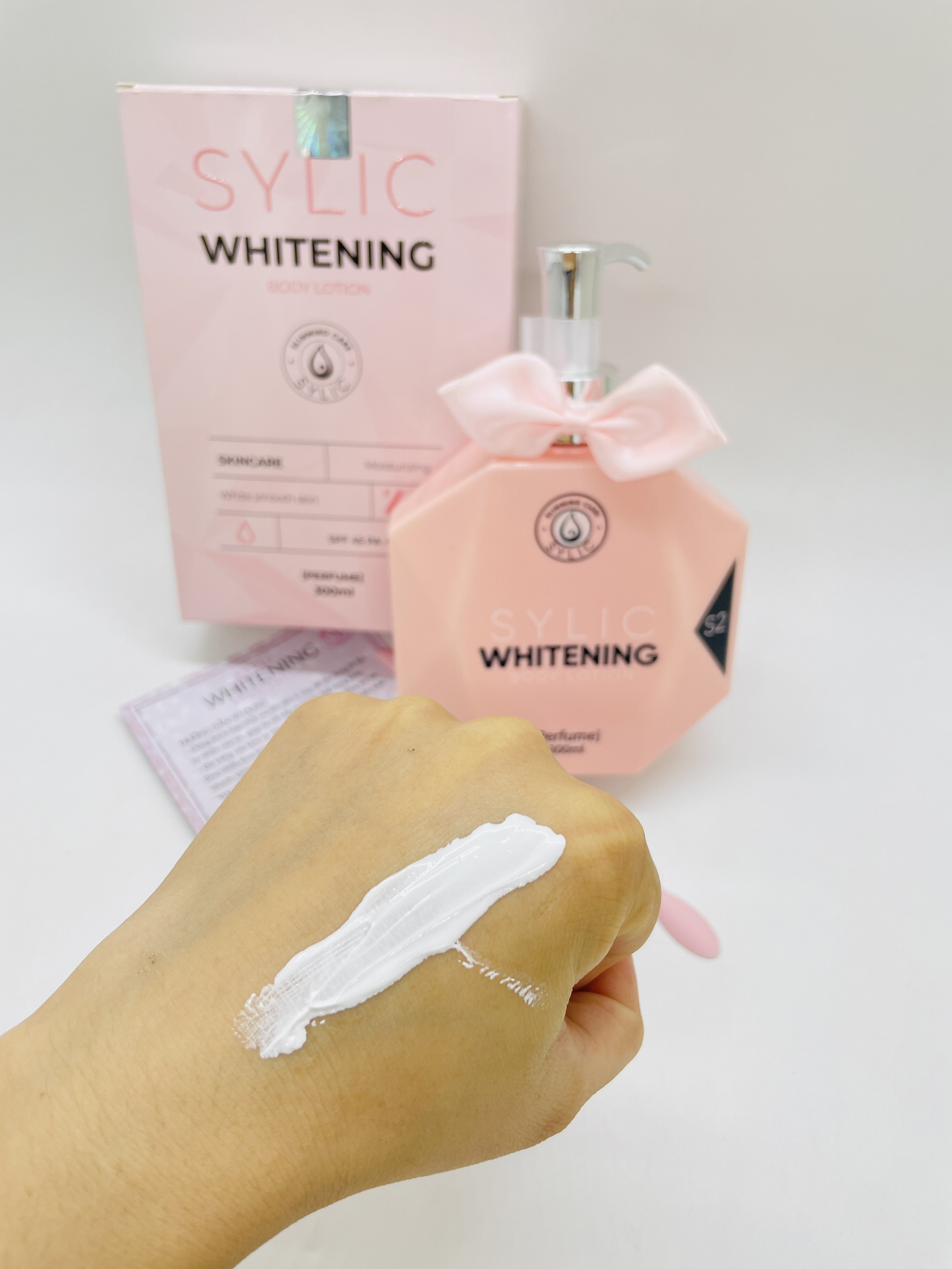 Kem Dưỡng Trắng Da SYLIC Whitening Body Lotion Full Size Hương nước hoa - Dưỡng trắng, cấp ẩm, chống nắng