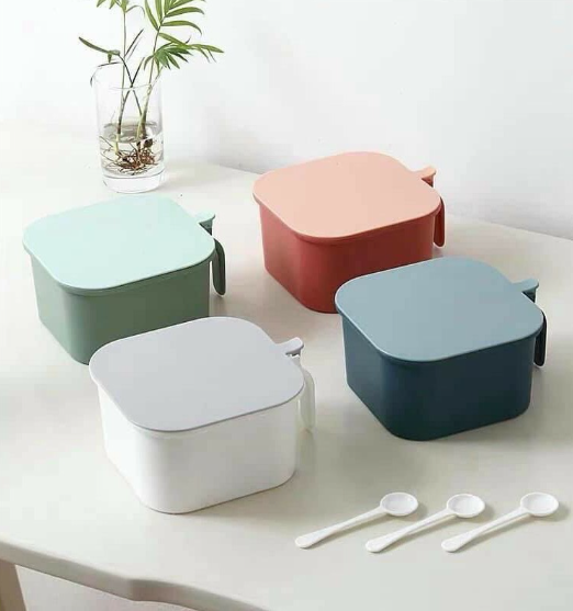 Hộp Đựng Gia Vị 4 Ngăn Có Nắp Đậy , Quai Xách Tiện Dụng