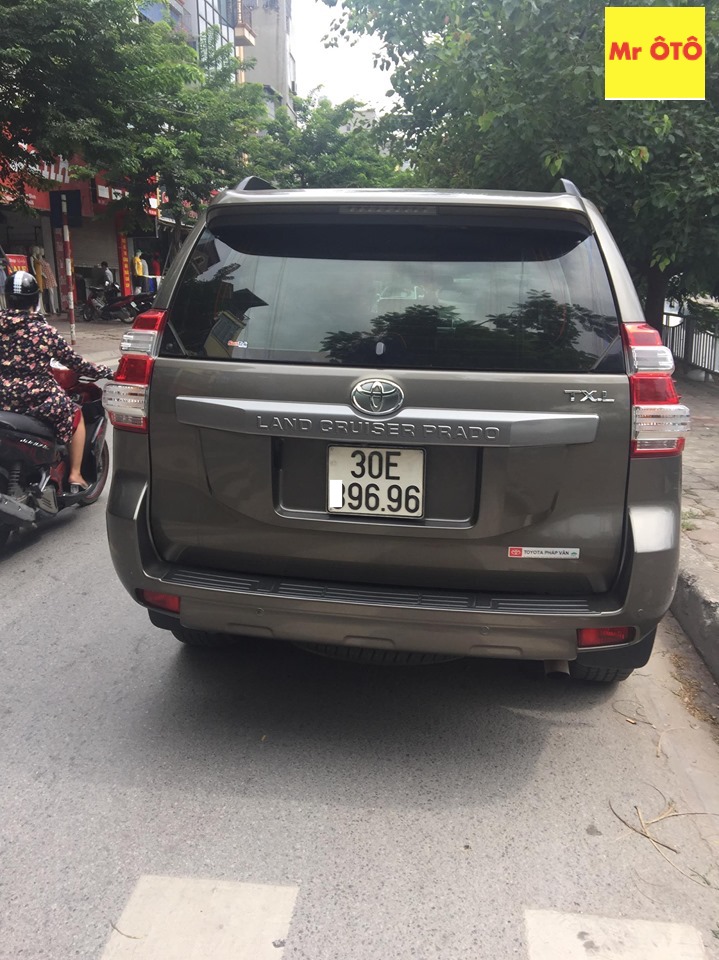 Rèm Che nắng xe Land Cruiser Prado 2012-2023 loại 1 có hút nam châm, Vải dày dặn, chống nắng tuyệt đối