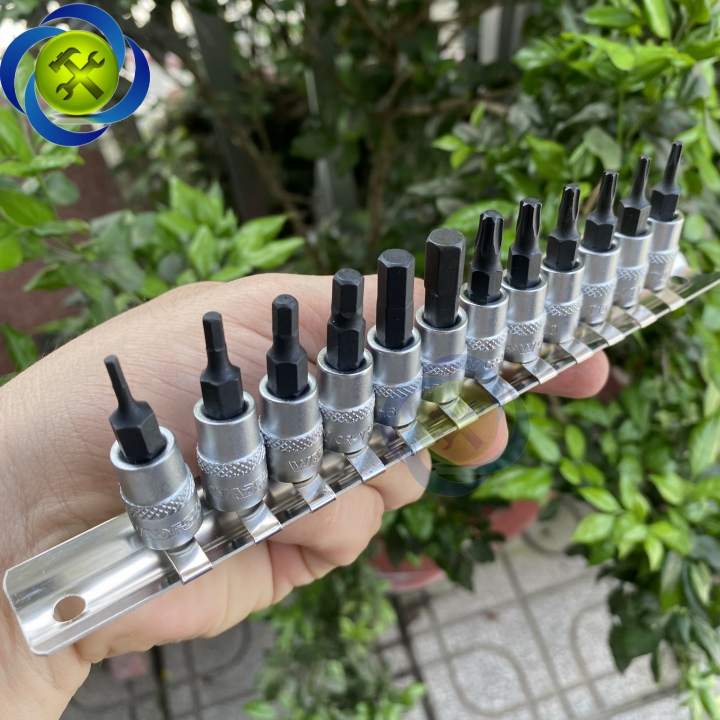 Bộ tuýp 12 chi tiết ra đầu lục giác + đầu sao WADFOW WST2414 chuôi 1/4