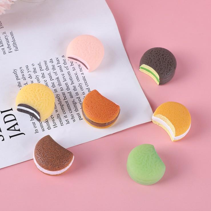 HN * Charm hình bánh macaron cắn dở cho các bạn trang trí vỏ ốp điện thoại, DIY