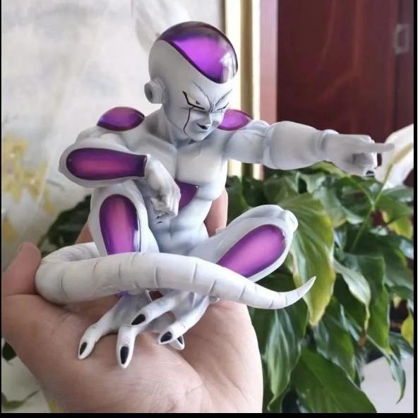 Mô hình Frieza ngồi chỉ tay 13cm - 7 viên ngọc rồng Dragon ball