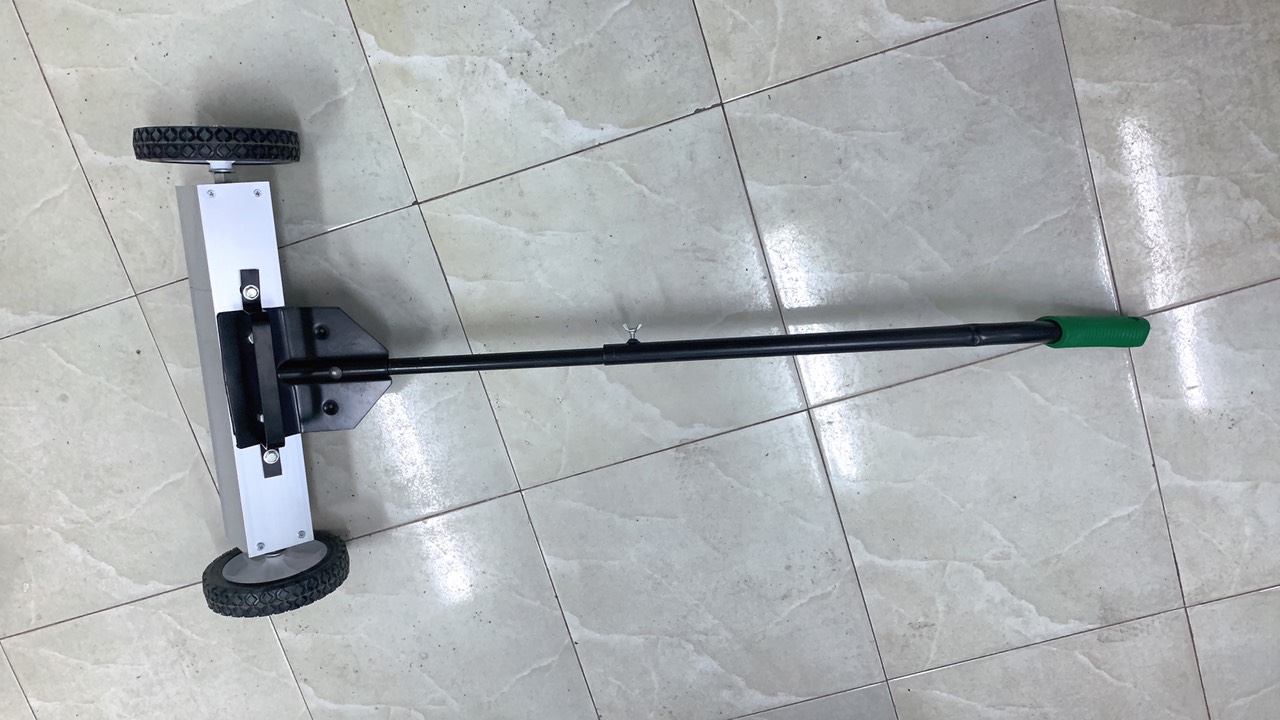 Xe hút đinh nam châm bé, loại xe lọc tạp chất cực kỳ hiệu quả và triệt để