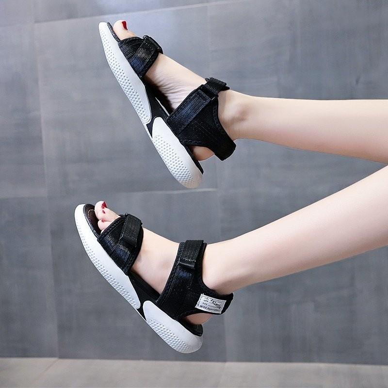 (XẢ XẢ XẢ)Giày sandal học xinh 3 quay ngang