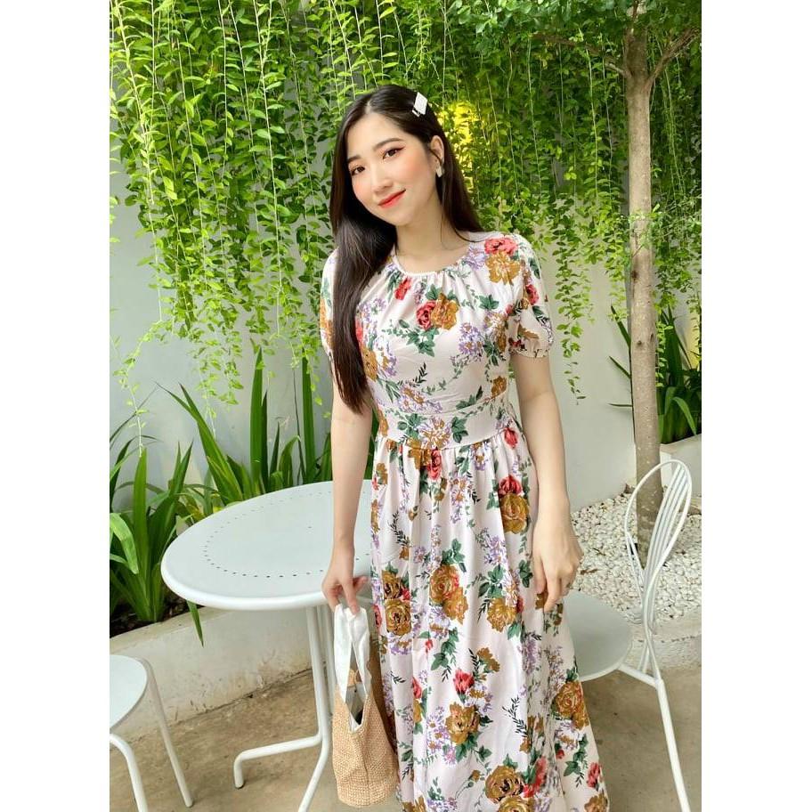 Đầm Hoa Nền Trắng