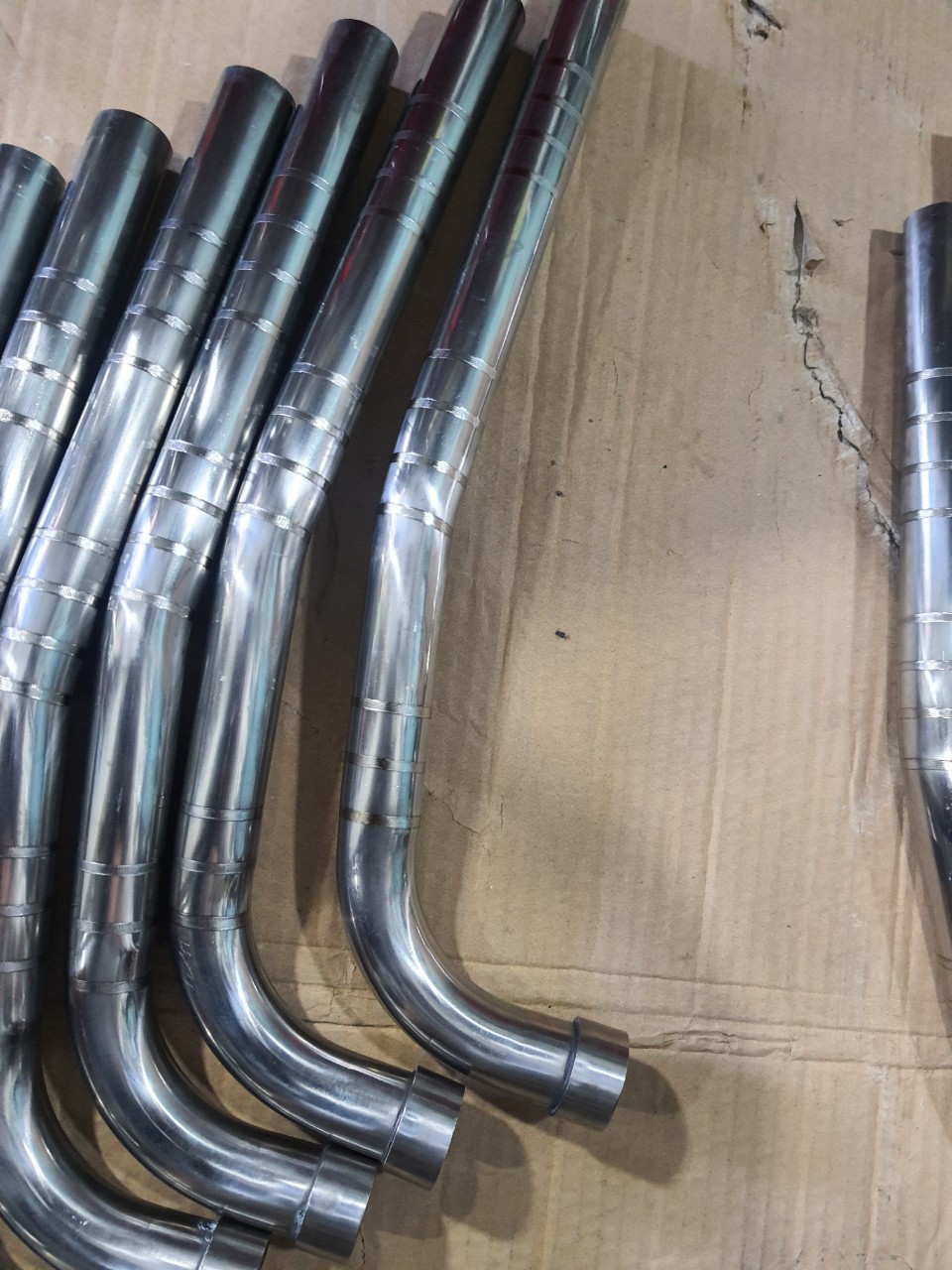 cổ pô inox 304 gắn các loại xe máy size 27 và 32 có chạy tip
