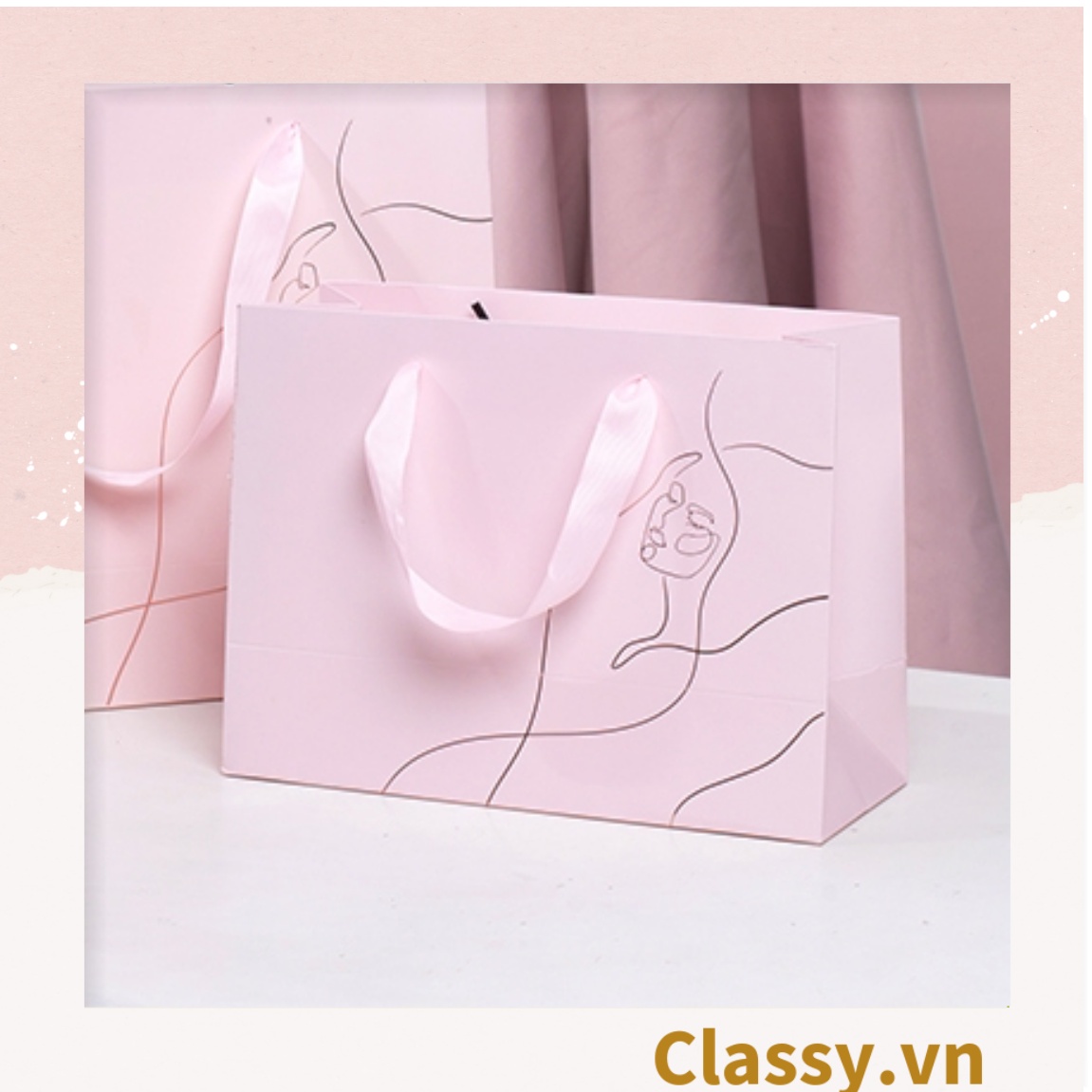 Túi giấy đựng quà tặng nhiều size, quai quy băng; in hình cô gái nghệ thuật trừu tượng sang trọng