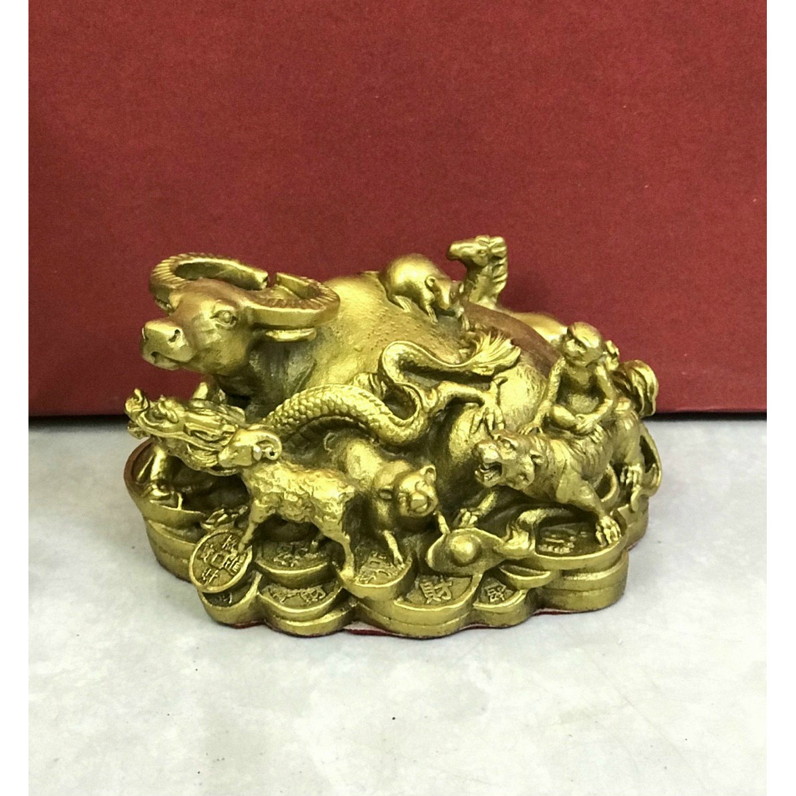 Decor trang trí để bàn - Trâu lên ngôi 12 con giáp