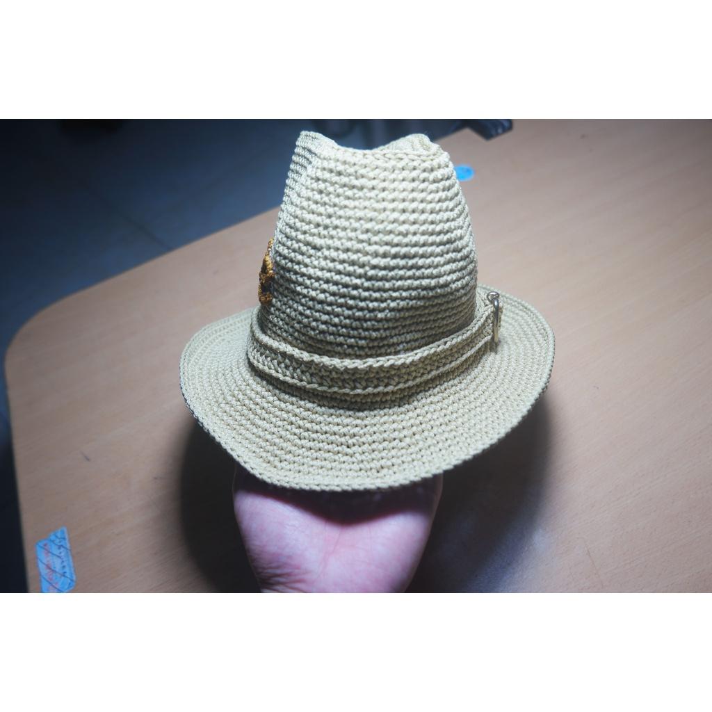 Mũ cho bé được đan thủ công dùng đi chơi dã ngoại