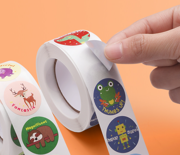 Cuộn 500 sticker nhãn dán khích lệ khen thưởng học tập cho bé yêu