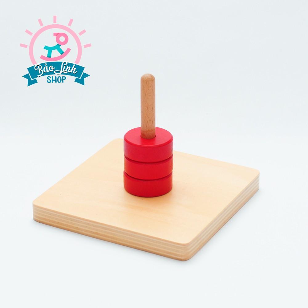 Giáo cụ Montessori 0-3 - Thả cọc khối tròn trên trụ thẳng đứng