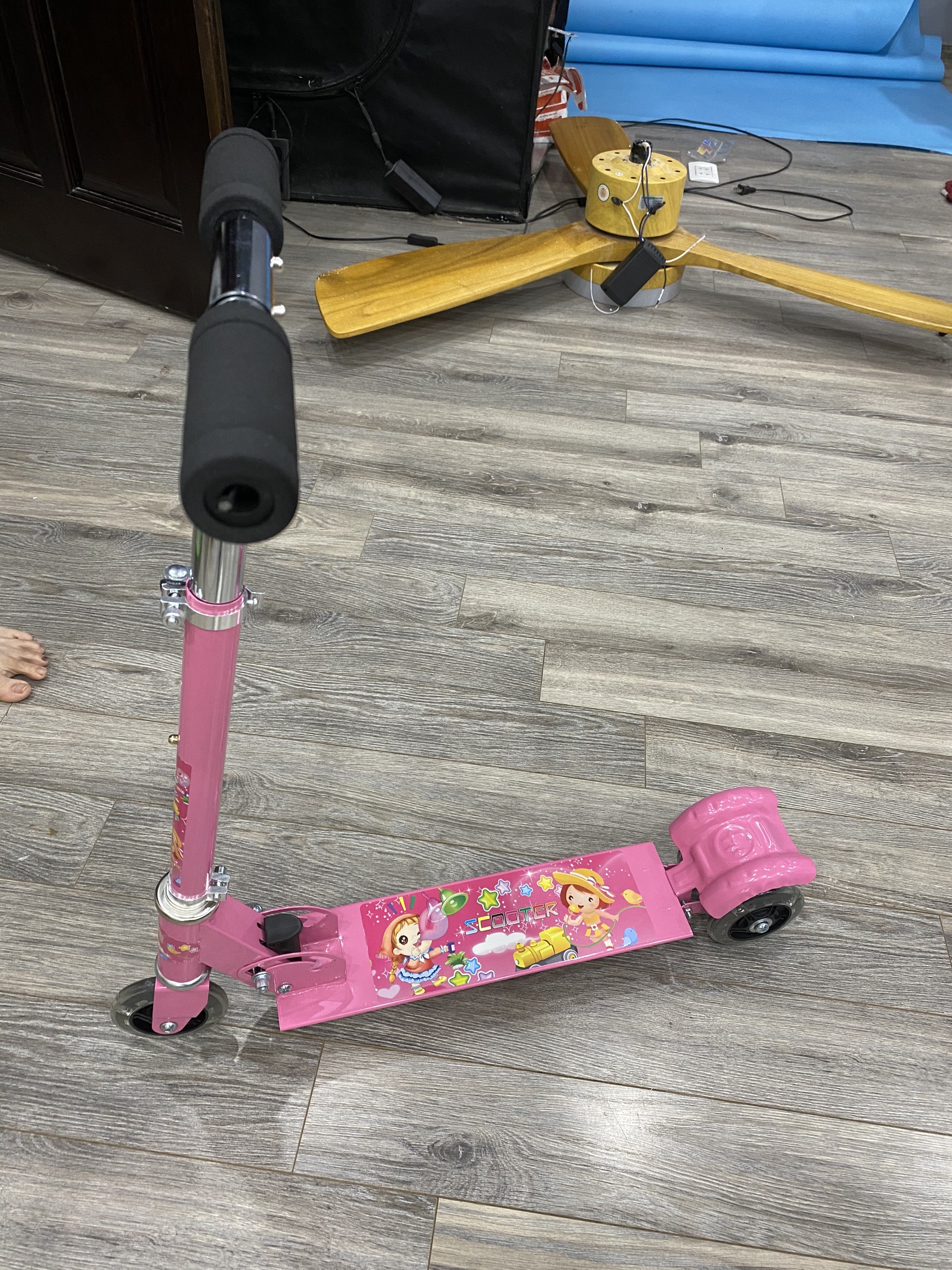 Xe Scooter Cho Bé Centosy 951 Dành Cho Bé Dưới 40Kg, Có Bánh Phát Sáng, Điều Chỉnh Được Chiều Cao