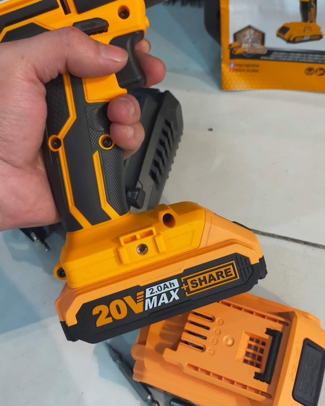 MÁY KHOAN BÚA DÙNG PIN 20V INGCO CIDLI200215 - HÀNG CHÍNH HÃNG