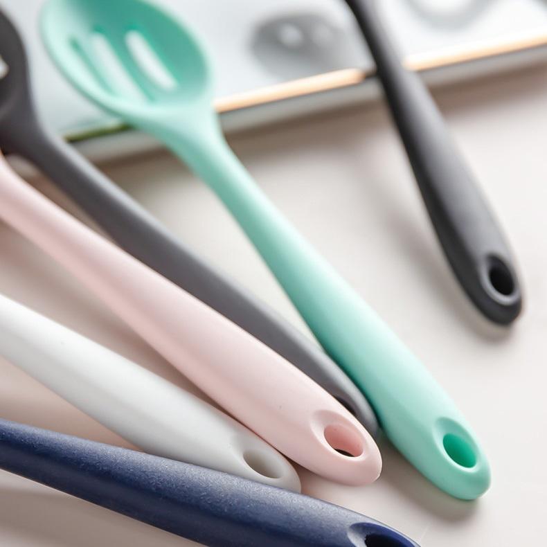 Silicone Small Colander Special Heat-resistant Cooking Spoon for Non-stick Pan Colander