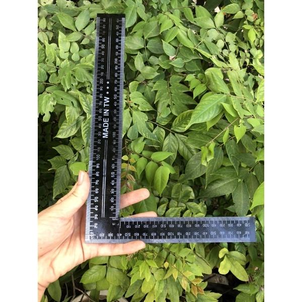 Thước góc EKE góc vuông kim loại 20️X30cm