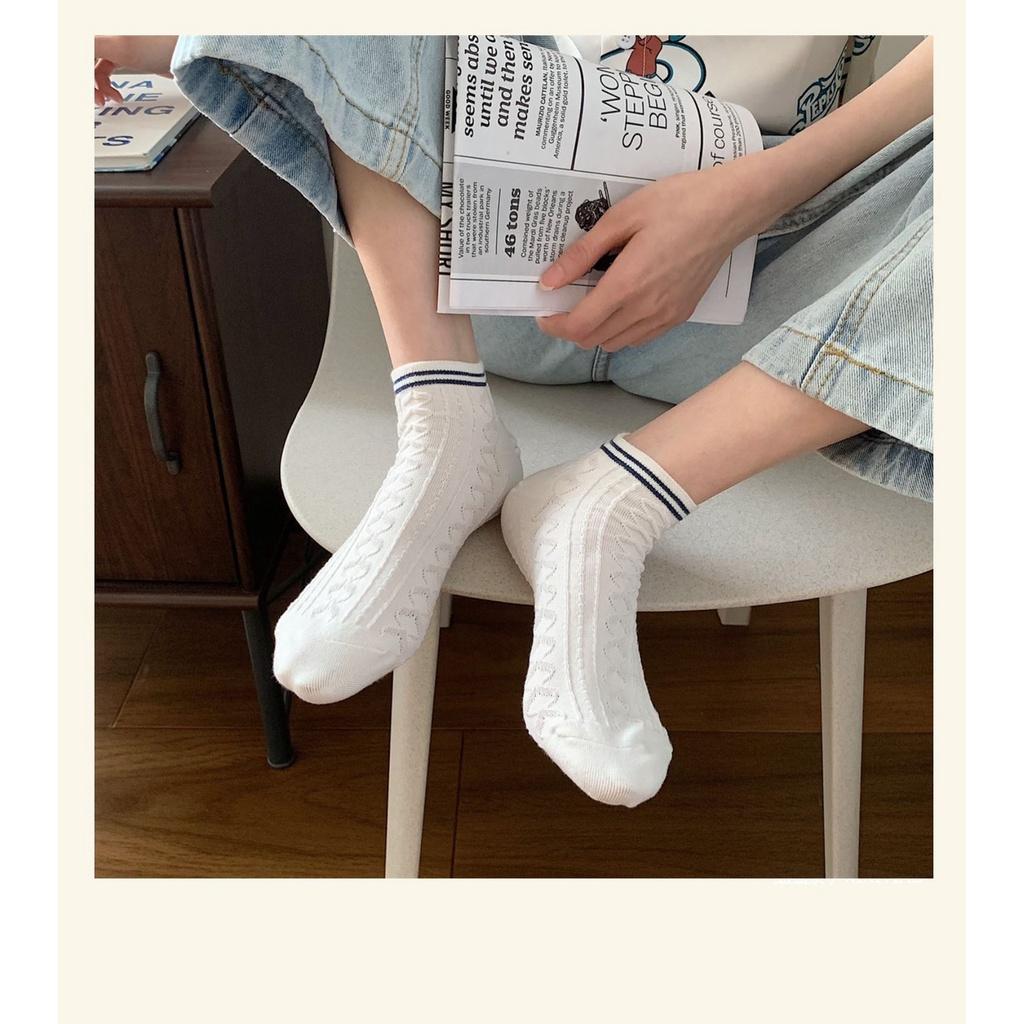 Tất vớ nữ cổ ngắn dễ thương cotton hình thú màu trắng mỏng thoáng Urbanize - Chọn ngẫu nhiên