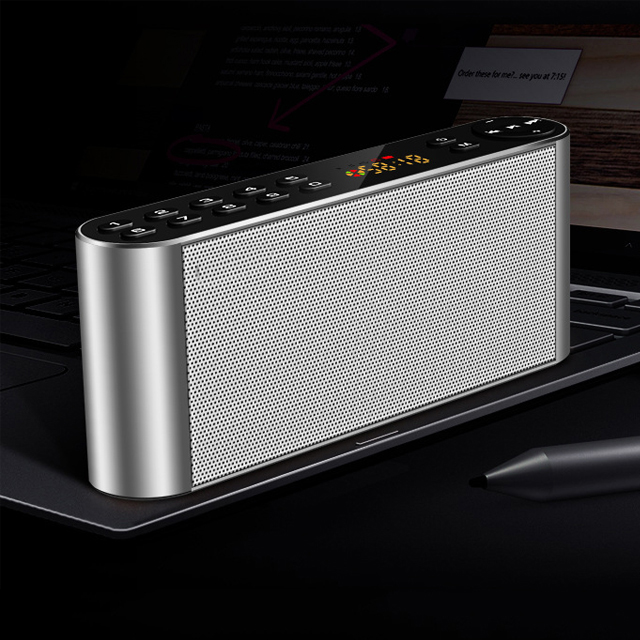 Loa Bluetooth Không Dây Q8, Kiêm Đài FM, Phím Bấm Cảm Ứng Siêu Nhạy