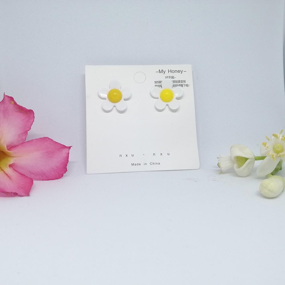 Hoa tai bông tai hoa cúc