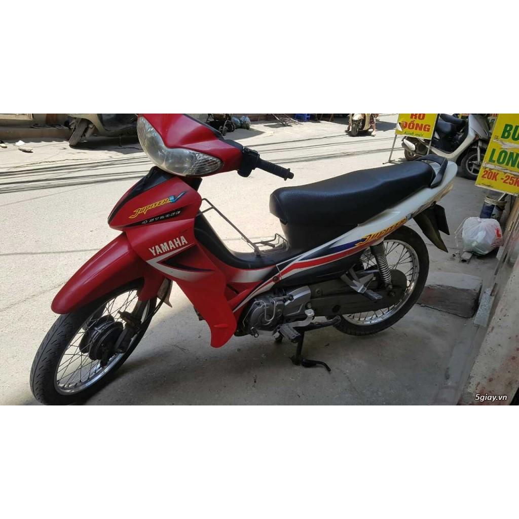 Cần bán Yamaha Jupiter V màu xanh Thắng đĩa ĐỜI 2003 xe như hình   Xe  này đi rất kĩ rất bền nên máy móc chưa sửa chữa gì 