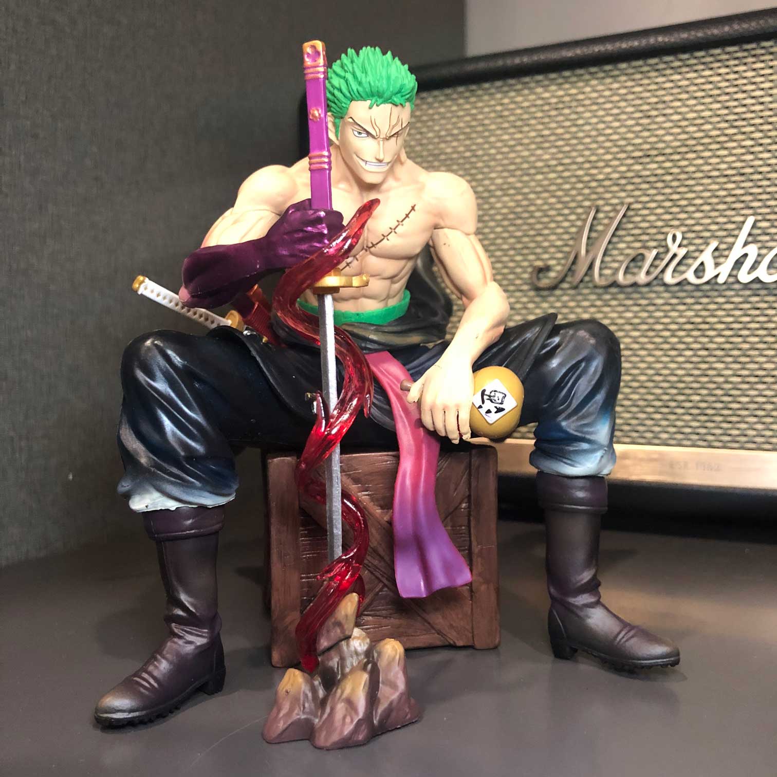 Mô hình Zoro ngồi 15 cm 2 đầu - One Piece