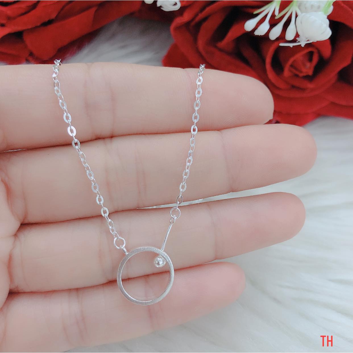 Dây chuyền nữ liền mặt tròn chất liệu bạc s925 MS85e